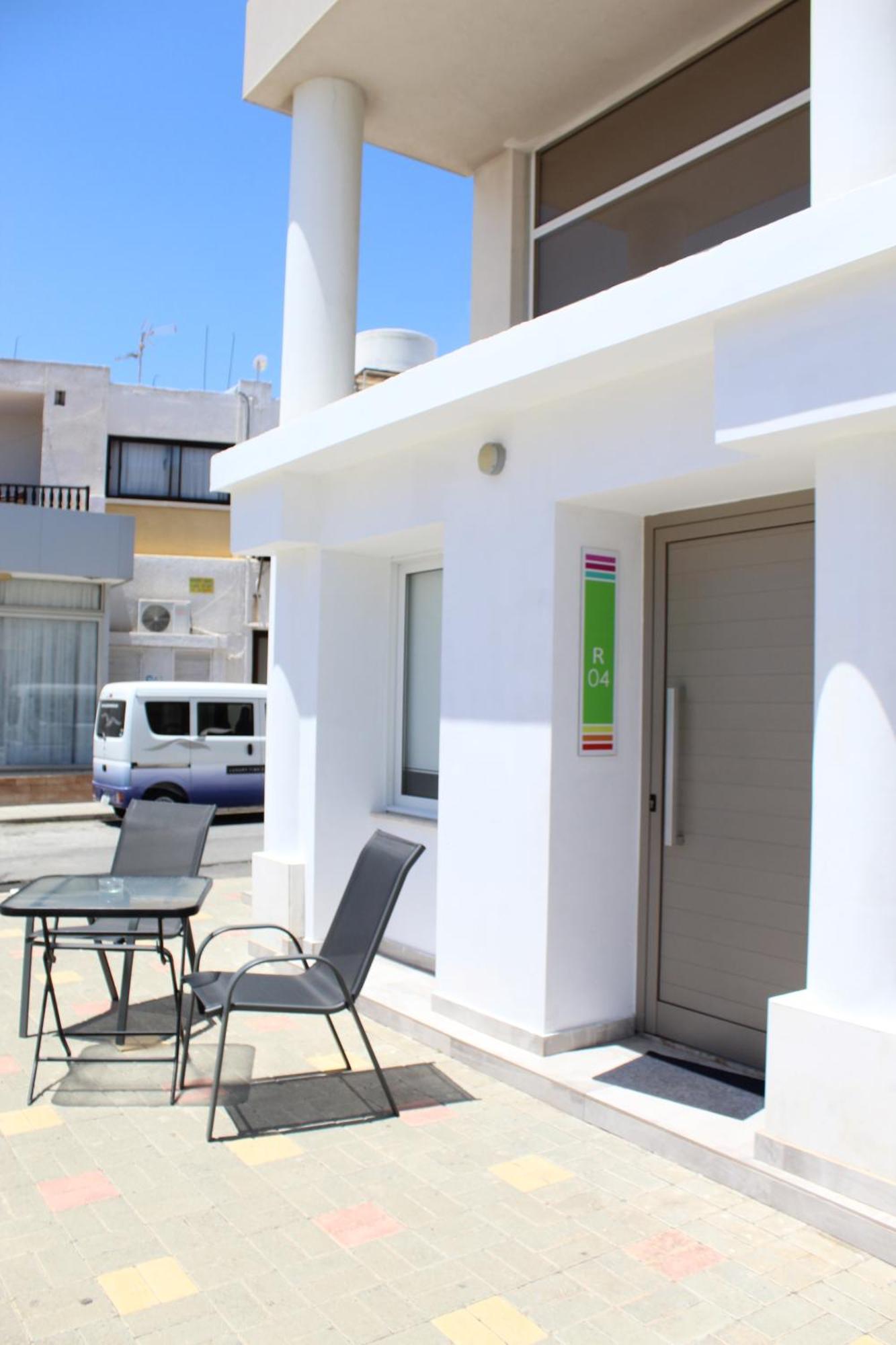 Rainbow Apartments Айя-Напа Экстерьер фото