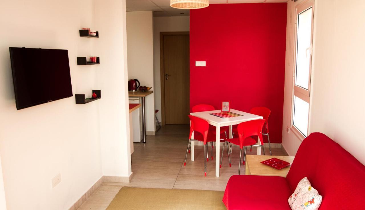 Rainbow Apartments Айя-Напа Экстерьер фото